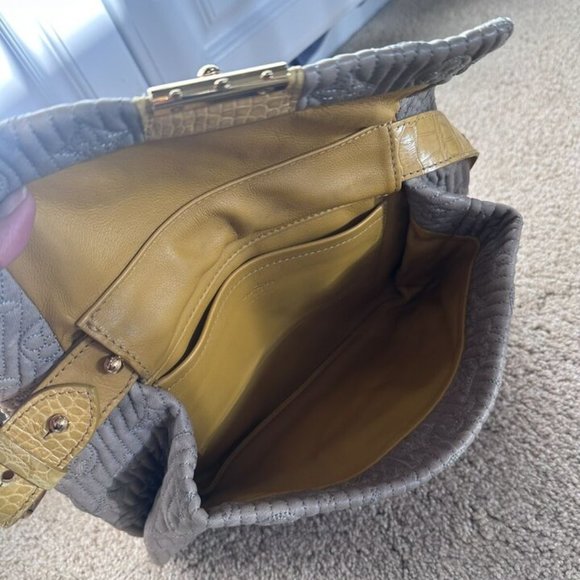 Louis Vuitton Monogram Motard - Picture 1 of 6